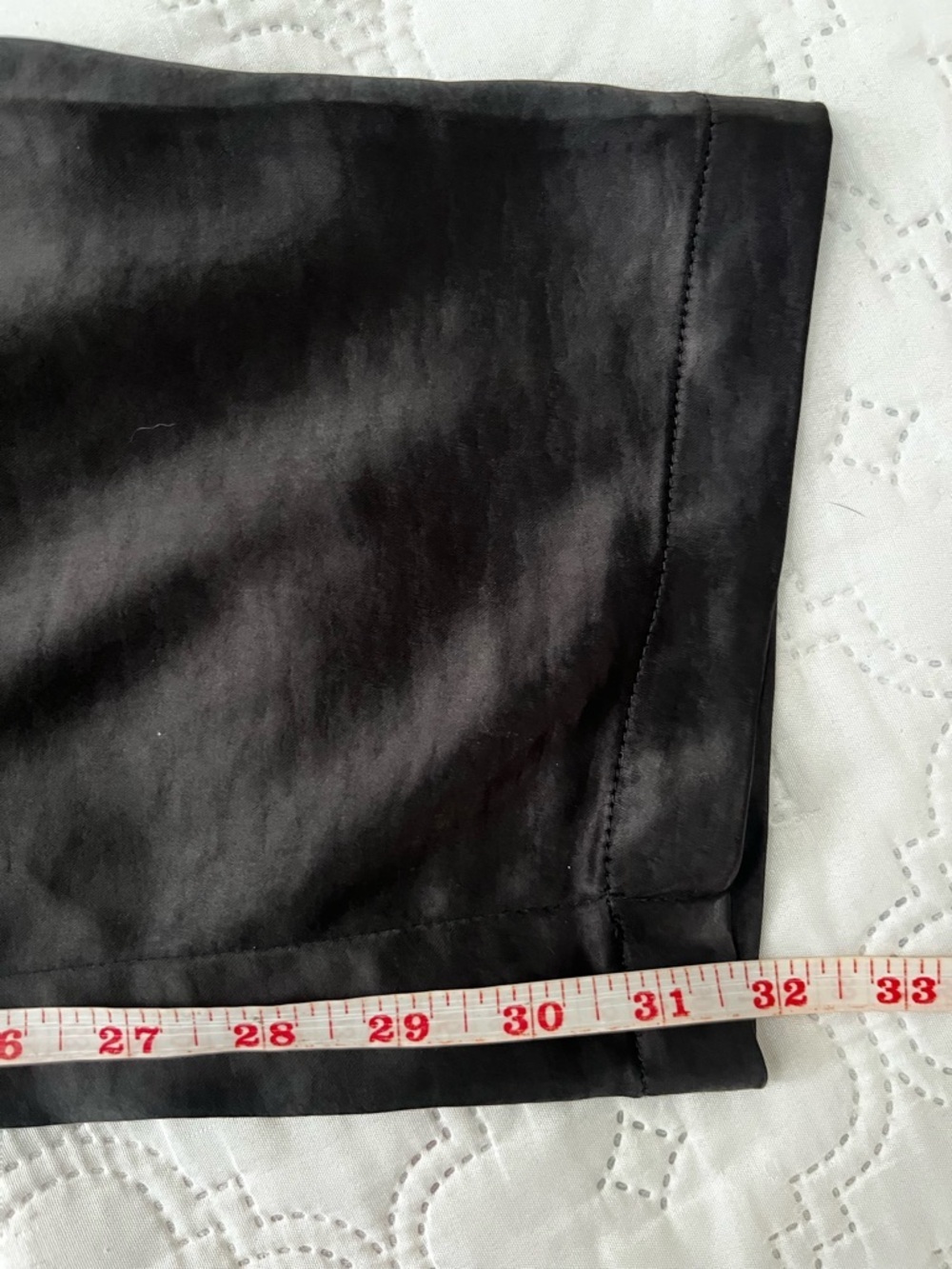 NWT Good American Washed Satin Cargo Pants Black Size 2 Revolve - Picture 10 of 17